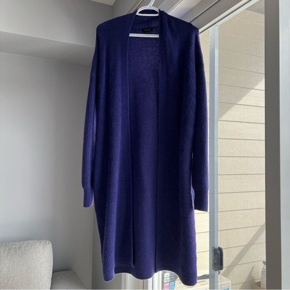 Nwot RW&Co knitted soft and cozy sweater, eggplant color,
Size Small - Picture 2 of 12